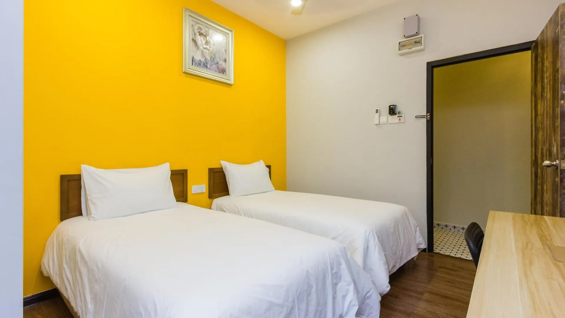 Hidden 4Br Cottage House Retreats バターワース